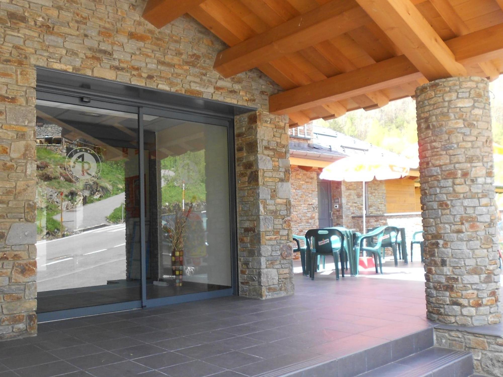 Aparthotel Rialb El Serrat Exteriér fotografie